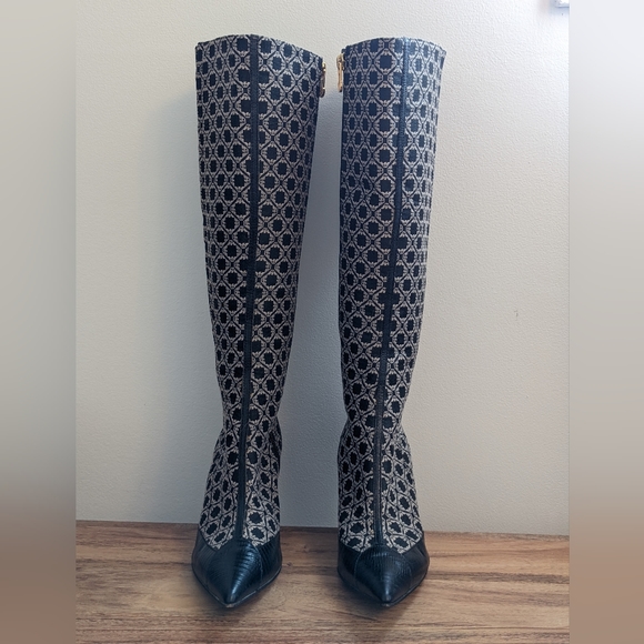 Armani Vintage Boots Size 37 - Picture 7 of 14